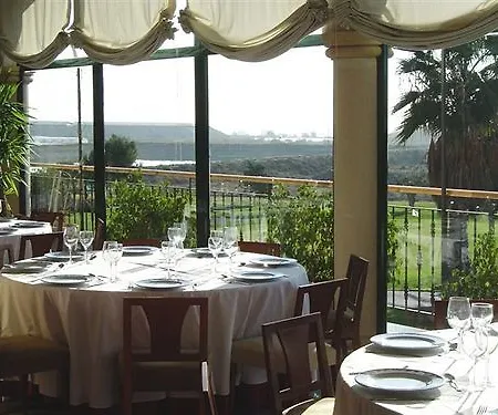 Madame Alicante And Golf 3* Mutxamel (Muchamiel)